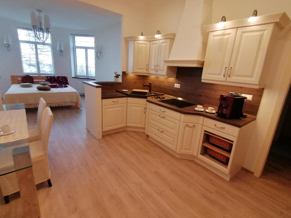 Apartament Apartman Ostry Vrsok V Starom Smokovci Wysokie Tatry Zewnętrze zdjęcie